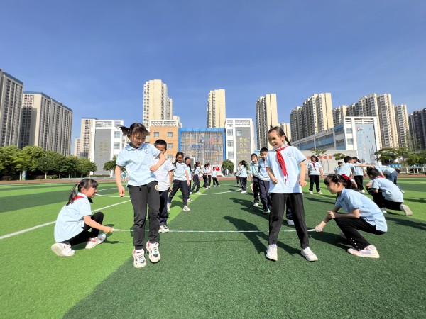 新疆举行跆拳道顶盛体育项目万人晋级大会